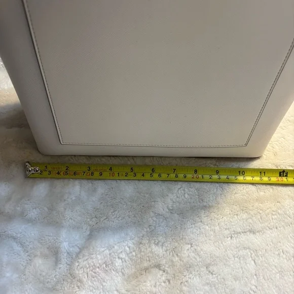 NWT Kate Spade Tote Parchment White Bag Saffiano PVC Daily K8662 Gold Logo NEW - Picture 14 of 16